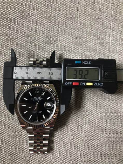 datejust thickness
